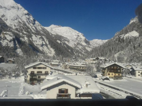 Отель Joie de Vivre Gressoney  Грессоней-Сант-Джеан